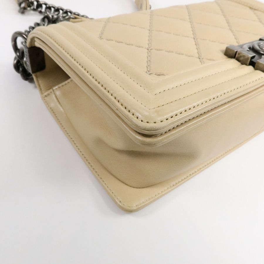 CHANEL 牛皮皮革Boy 25鏈帶肩背袋-10