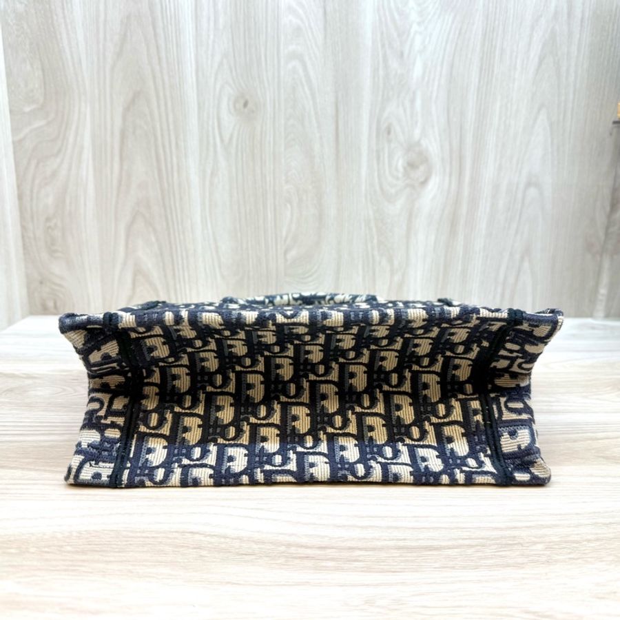 DIOR藍緹花Book Tote小型托特包-5