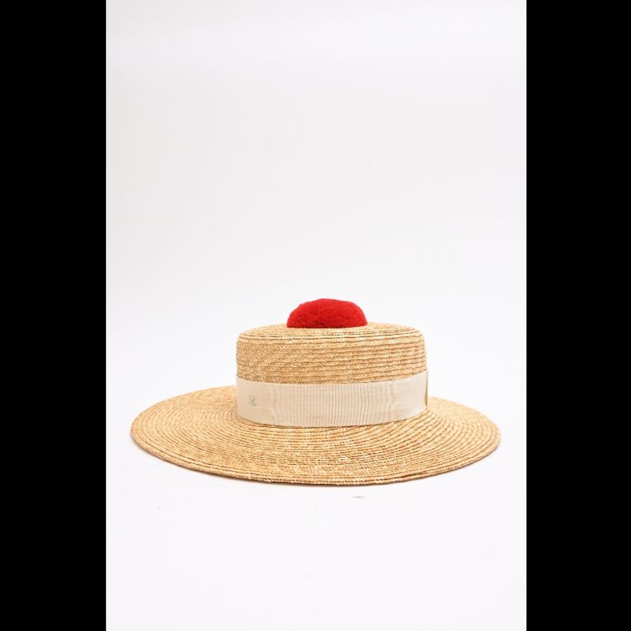 Chanel 19年红色装饰球编织草帽遮阳帽-4