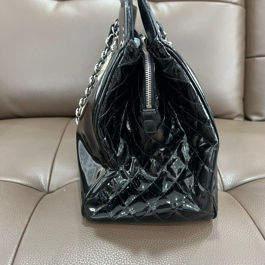 香奈兒Chanel漆皮大托特-9