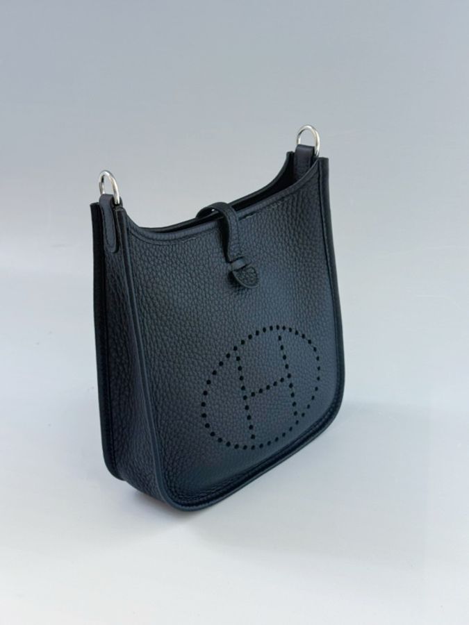 HERMES 愛馬仕 Evelyne Mini 16 黑銀 Clemence小公牛-1