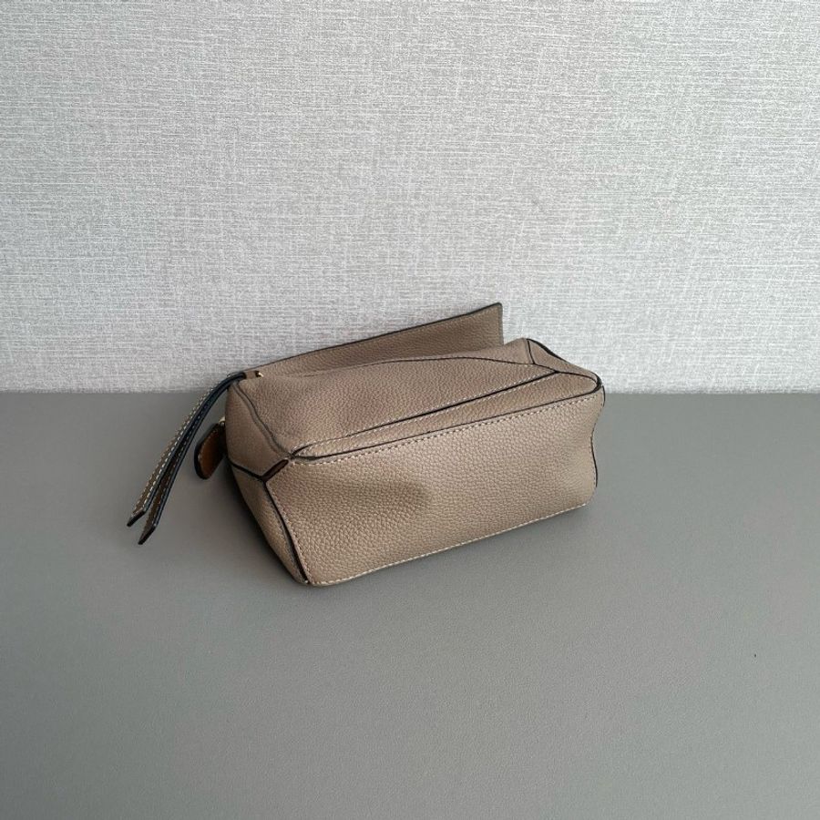 Loewe羅意威 puzzle mini 大象灰沙色金扣幾何包 98新✨️-5