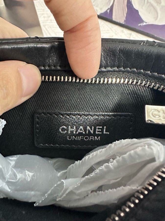Chanel • 經典黑銀羊皮郵差包-3