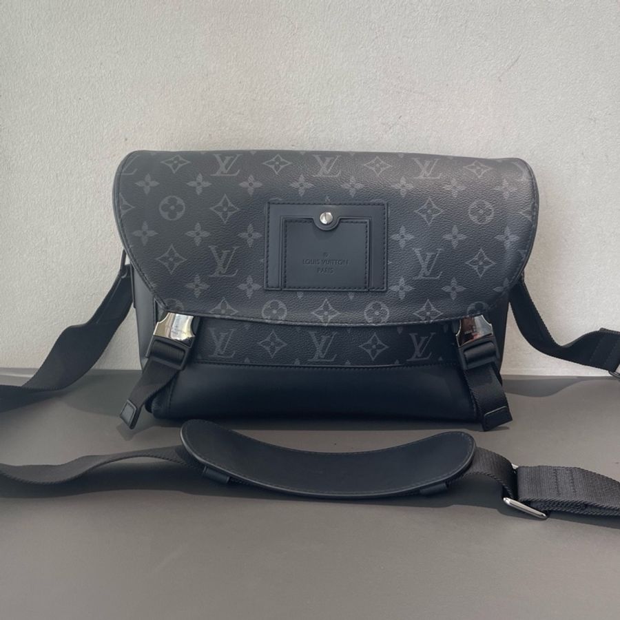 LV voyager 系列 郵差 黑武士 小號 芯片款98新-2