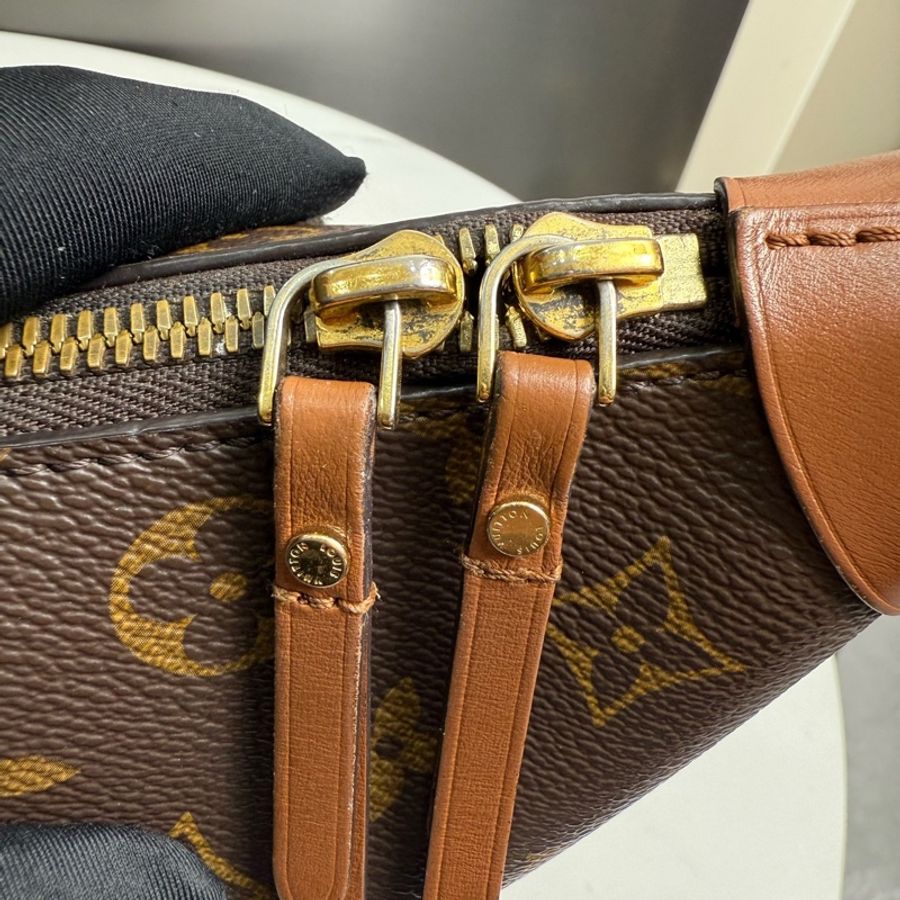 LOUIS VUITTON路易威登,芯片款 LOOP HOBO 大號經典老花滿印鏈條包豌豆包月亮包斜挎單肩包,-9
