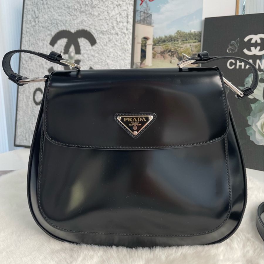 Prada Cleo普拉達光膠牛皮包 小號-0