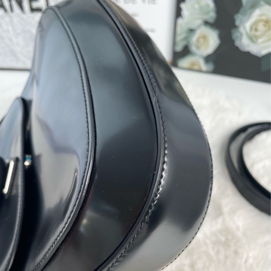 Prada Cleo普拉達光膠牛皮包 小號-2