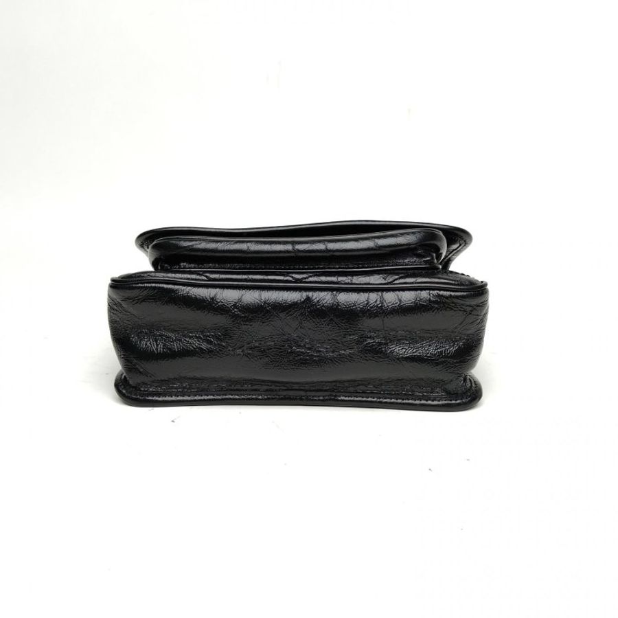 SAINT LAURENT NikiMini21黑色牛皮革黑扣肩背包-4