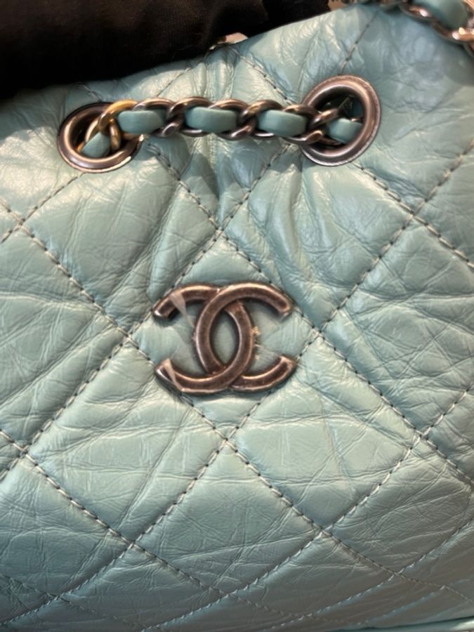 CHANEL 香奈兒 Gabrielle 蒂芙尼藍色菱格紋 流浪鴛鴦鏈條牛皮雙肩包 背包 29開有卡-6