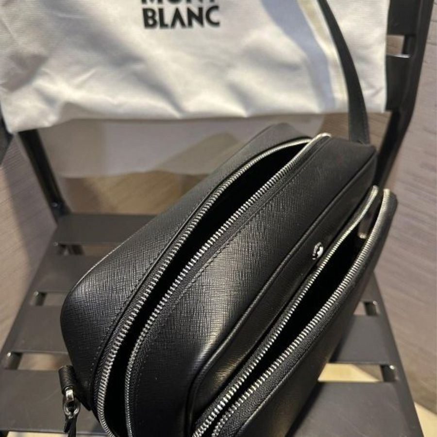 💎Han's house精品服飾💎MONTBLANC 萬寶龍 防刮牛皮 相機包 原價37800-1