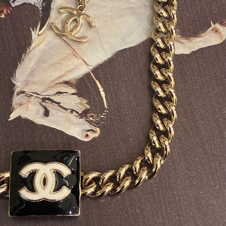 Chanel 黑色方形琺瑯頸鏈🤍貴氣-3
