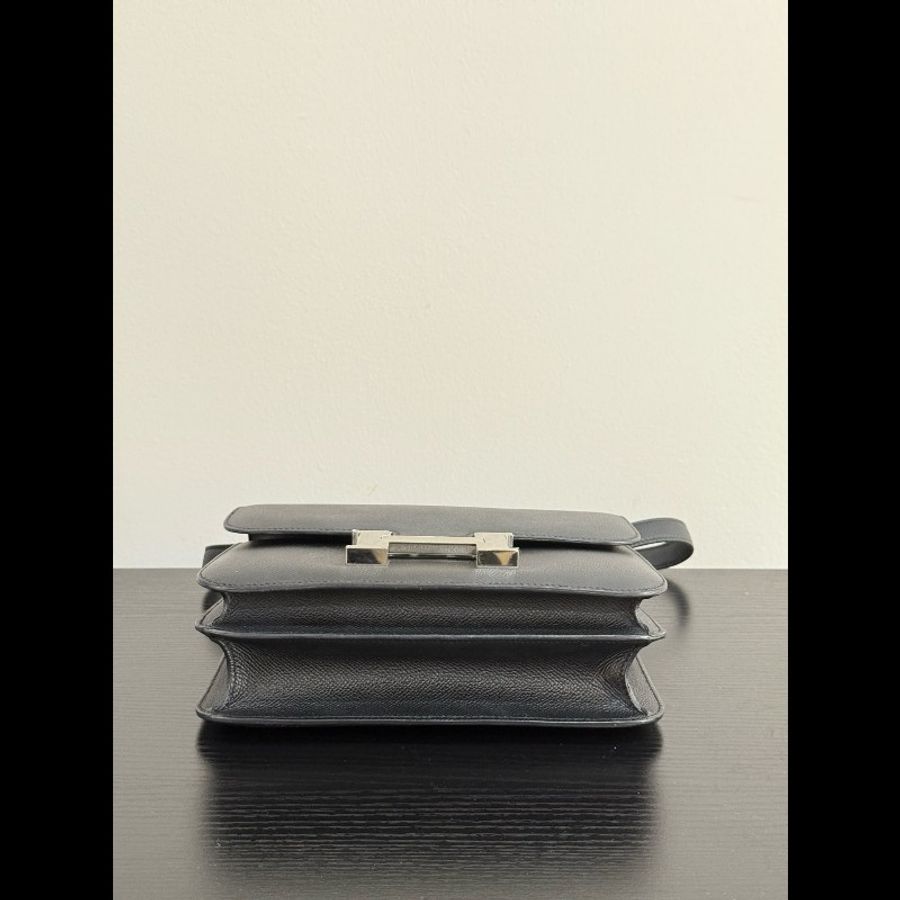 Hermes Constance 24-2