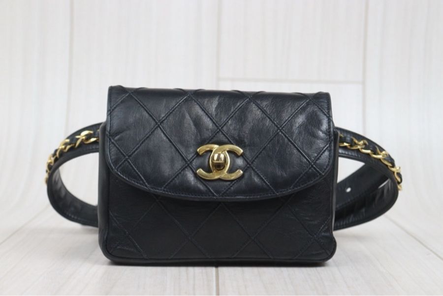 《初。Vintage》 Chanel 經典轉釦腰包-3