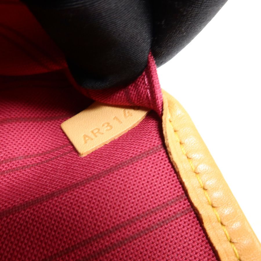 LOUIS VUITTON Monogram Patches Neverfull MM手挽袋-6