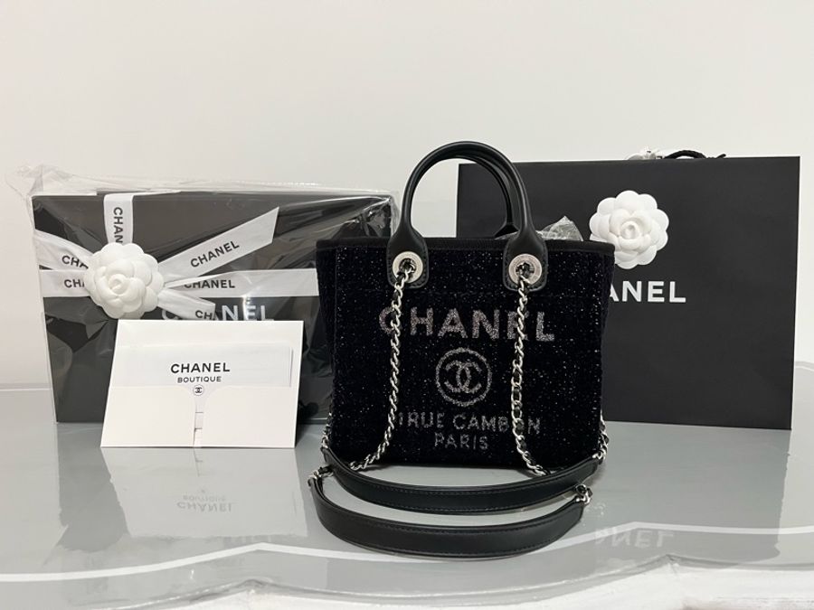 CHANEL 香奈兒《全新》26A Mini Beach Bag 迷你海灘包|黑銀|全配|購物證明影印-25