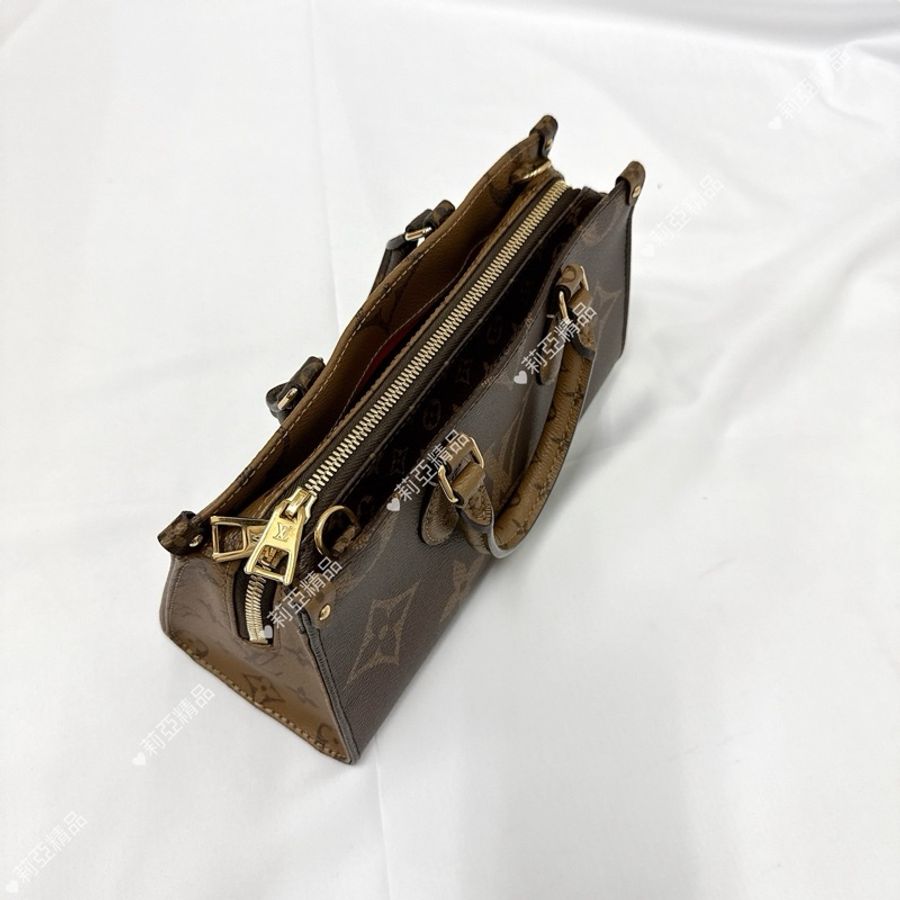莉亞精品♡ LV M46653 On The Go 拼色橫版 二手美包-4
