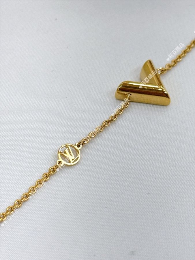 莉亞精品♡ LV M00858 V字手鏈 金 二手美品-4