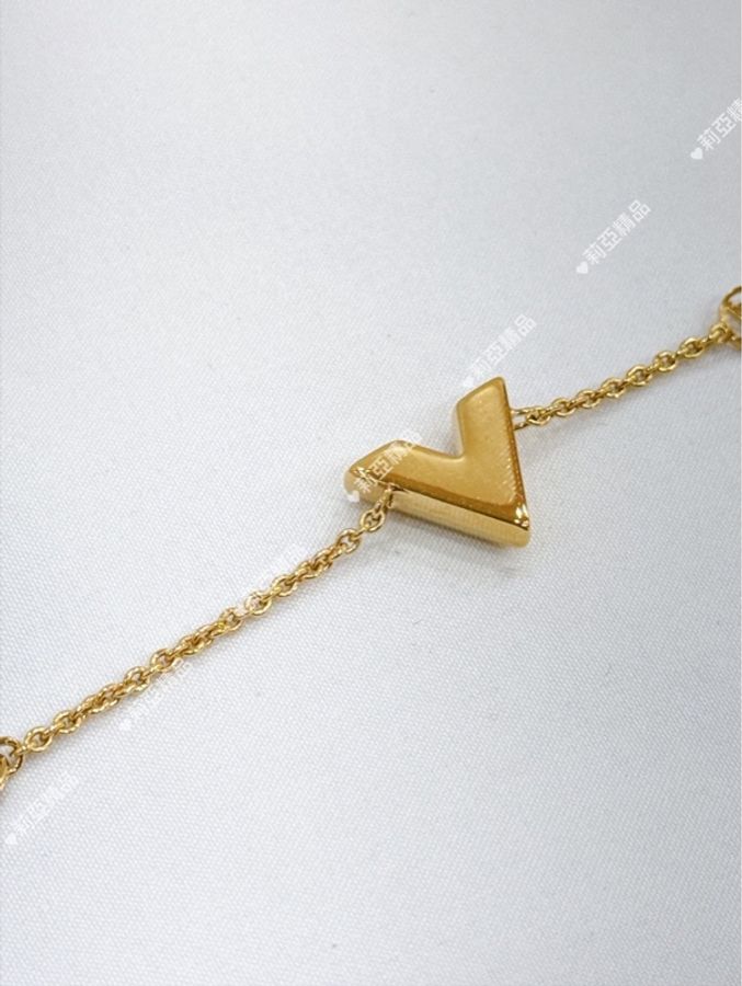莉亞精品♡ LV M00858 V字手鏈 金 二手美品-7