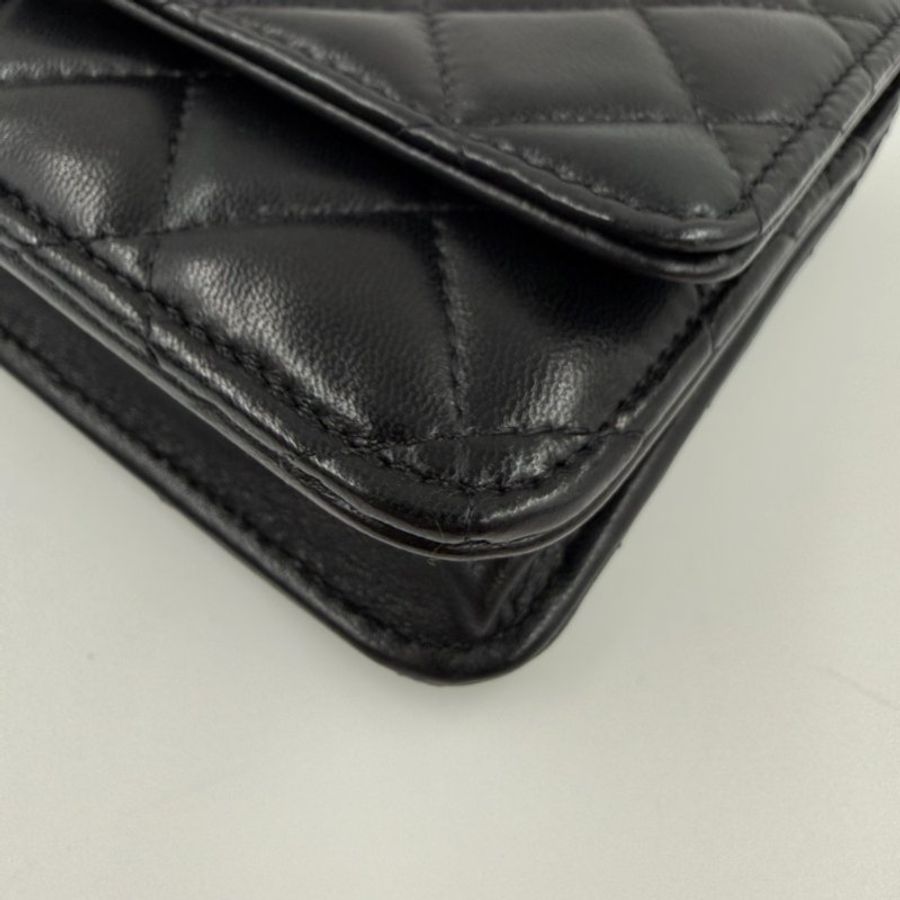 CHANEL - CHANEL黑色羊皮銀釦WOC斜背包AP0250-9