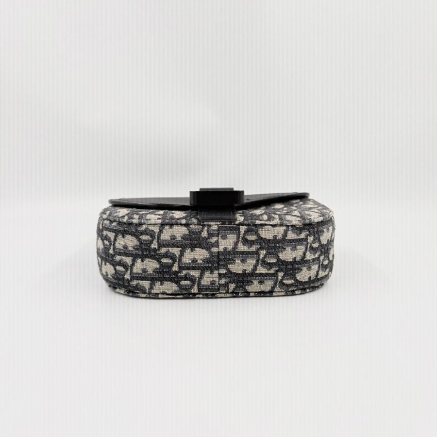 DIOR - 米色緹花拚黑色牛皮Saddle Mini郵差包-6