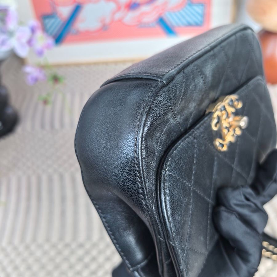 Chanel • 經典黑金牛皮19 Bag腰包-8