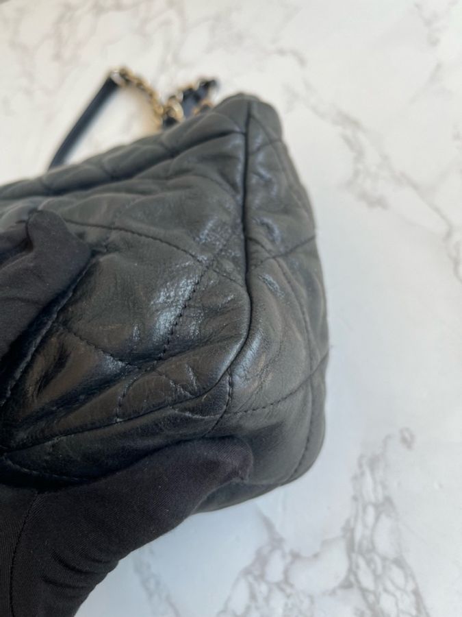 Chanel • 經典黑金幻彩牛皮Cf 30-6