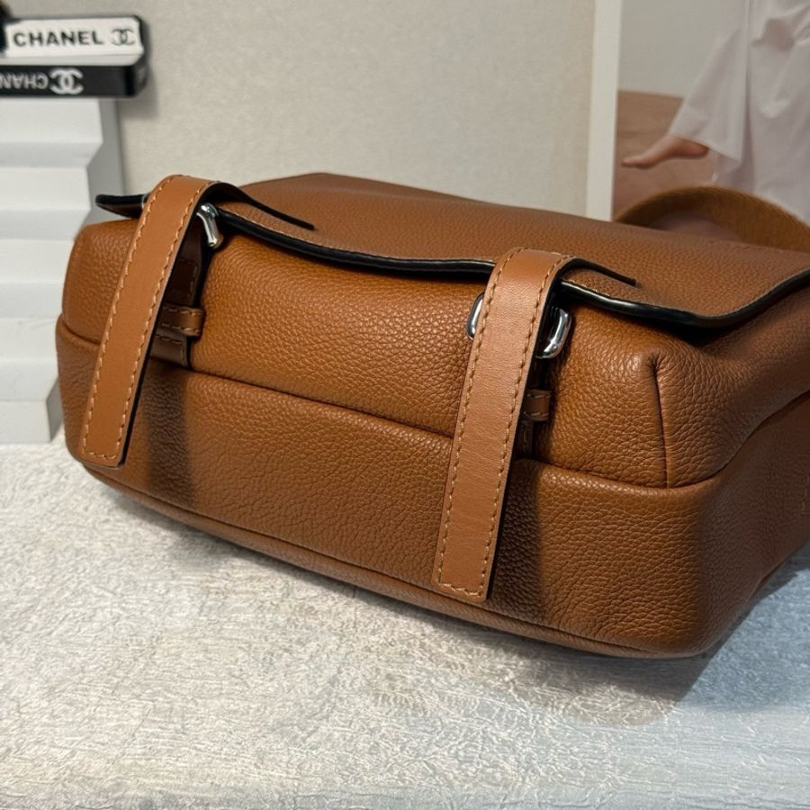 羅意威/Loewe military 焦糖色郵差 底長23.5cm-2