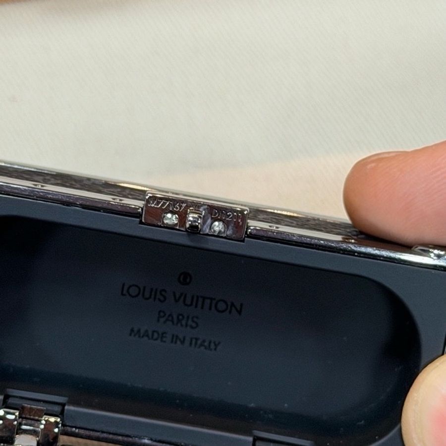 Louis Vuitton 路易威登 Trunk mini 黑花迷你小硬箱 男女同款 耳機包 鏈條斜挎包 尺寸7×5×3cm-9