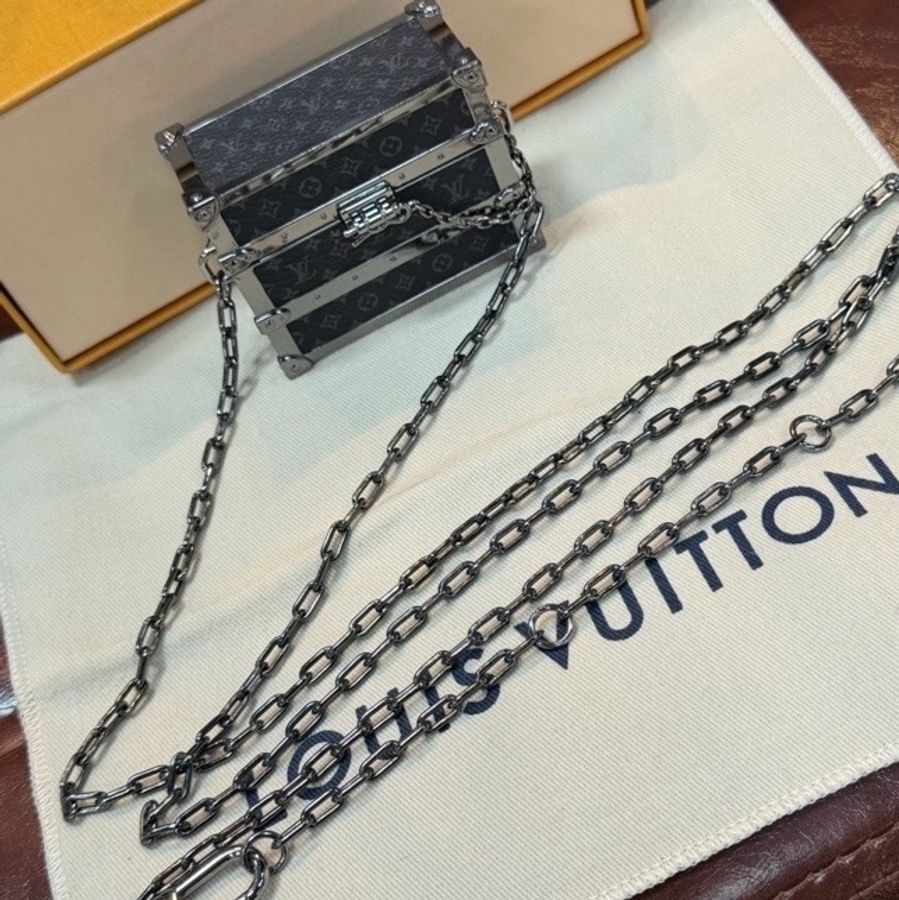 Louis Vuitton 路易威登 Trunk mini 黑花迷你小硬箱 男女同款 耳機包 鏈條斜挎包 尺寸7×5×3cm-13
