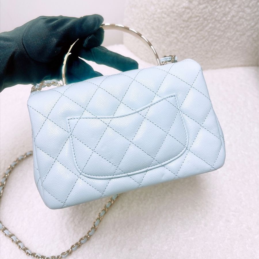 全新 Chanel 25s coco crush 淺藍色手柄包-4