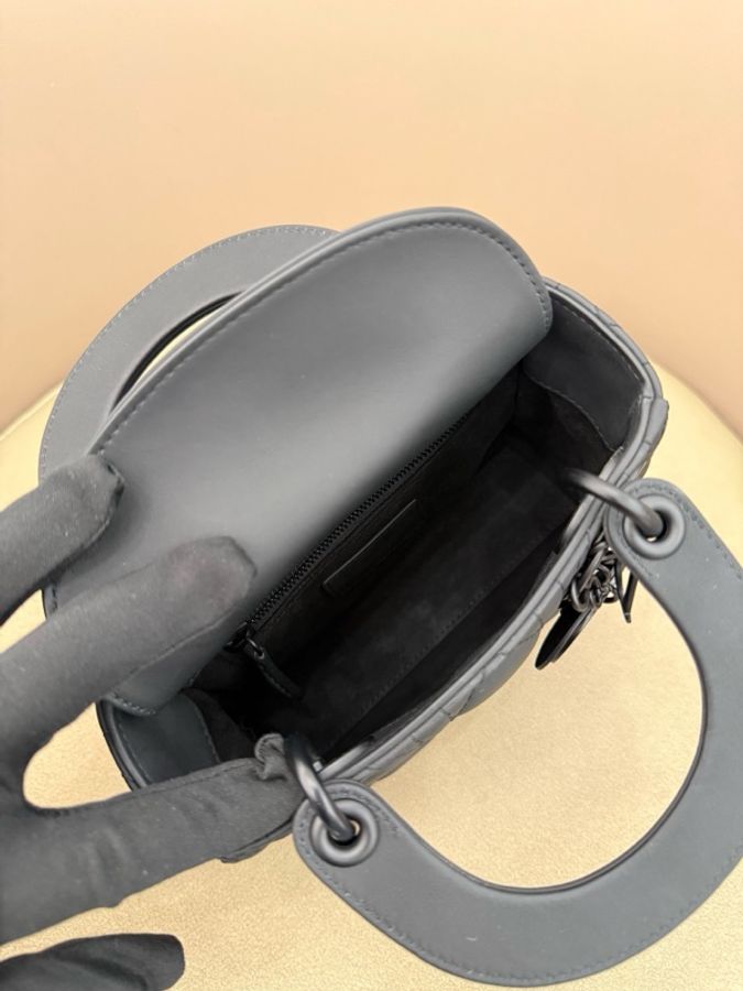 Dior 迪奧 so black磨砂黑三格戴妃-6
