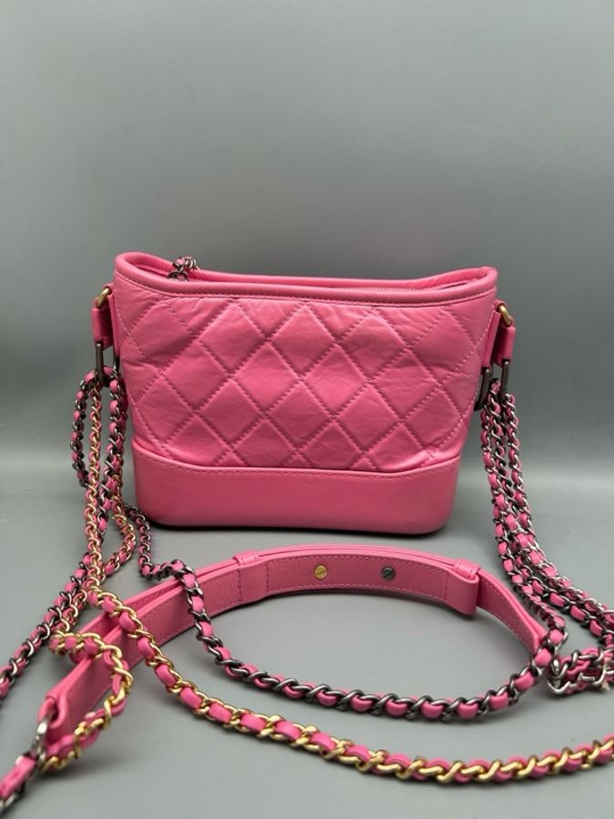 Chanel • 經典Gabrielle 芭比粉牛皮金釦流浪包 小號-4