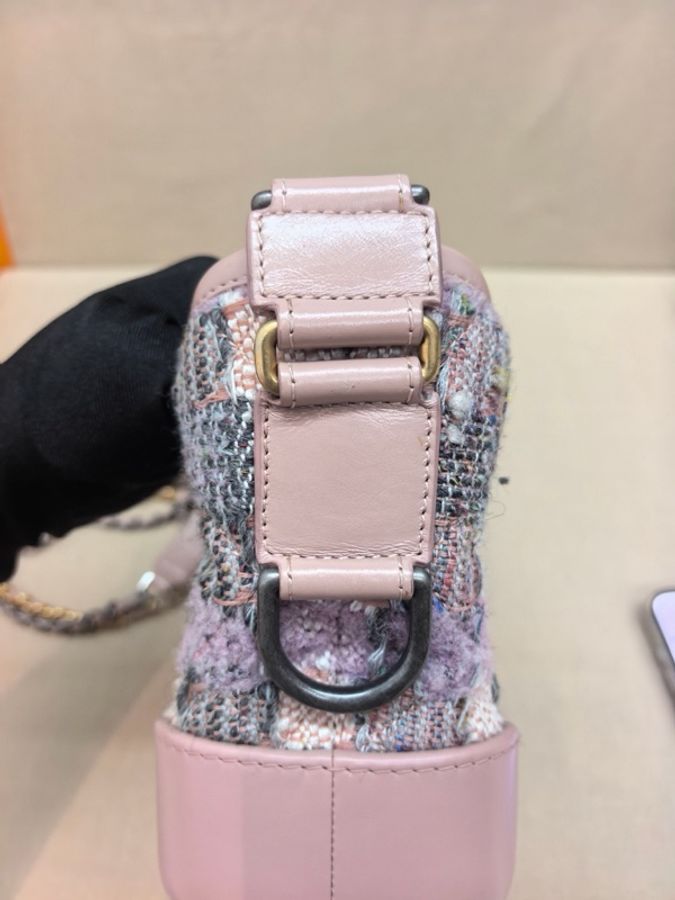 Chanel • 經典Gabrielle 粉色格紋編織金釦流浪包 小號-8