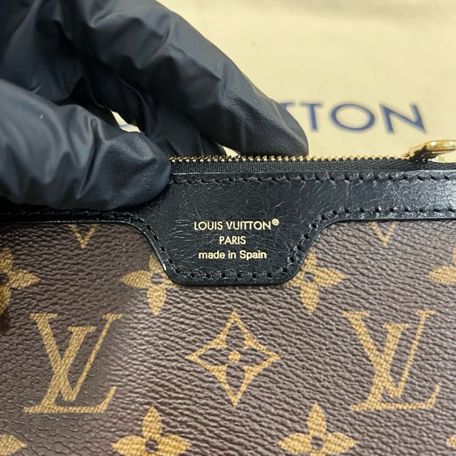 Louis Vuitton • 滑雪系列經典老花拼羊羔毛Neverfull Bb 全配🈶盒-6