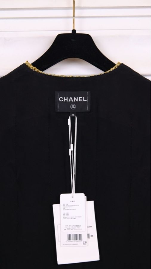 Chanel 22S黑金亮片滚边上衣外套-13