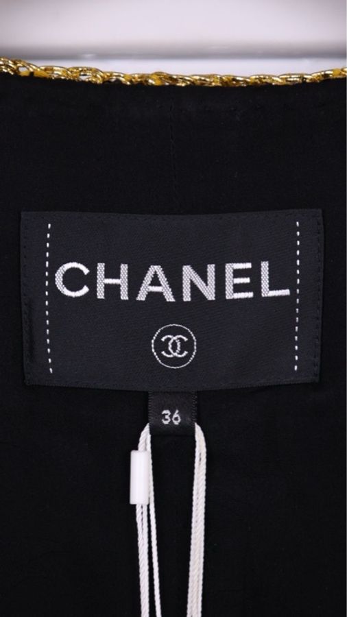 Chanel 22S黑金亮片滚边上衣外套-22