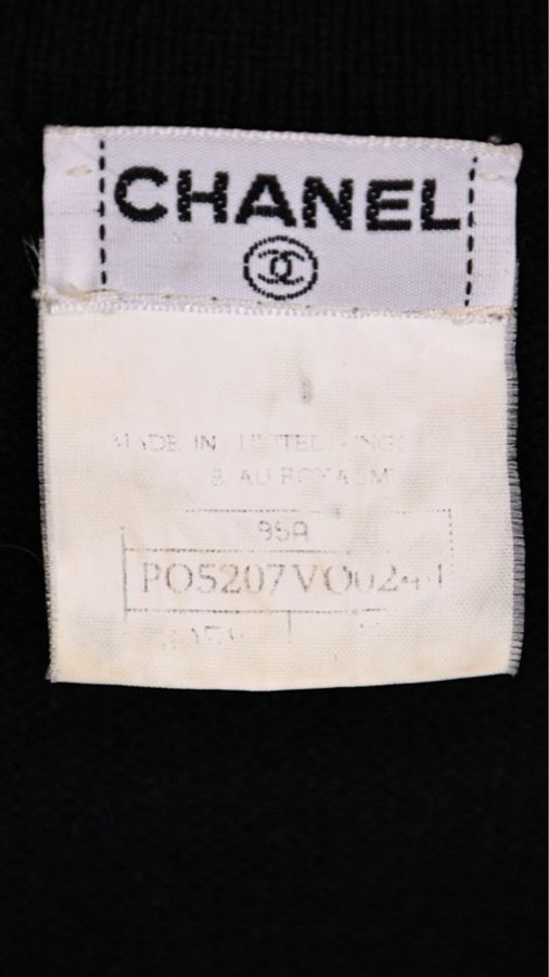 Chanel 95年黑白拼接金扣针织开衫上衣外套-43