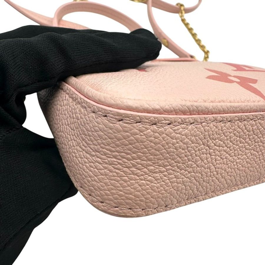 【美收精品】Louis Vuitton 粉色Easy Pouch On Strap 手袋 C-824【隔月月中將轉賣至日本 上架期限30天】-6