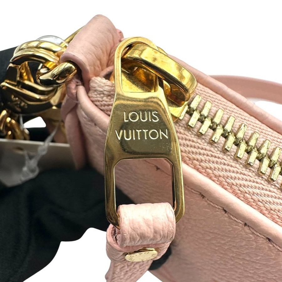 【美收精品】Louis Vuitton 粉色Easy Pouch On Strap 手袋 C-824【隔月月中將轉賣至日本 上架期限30天】-13