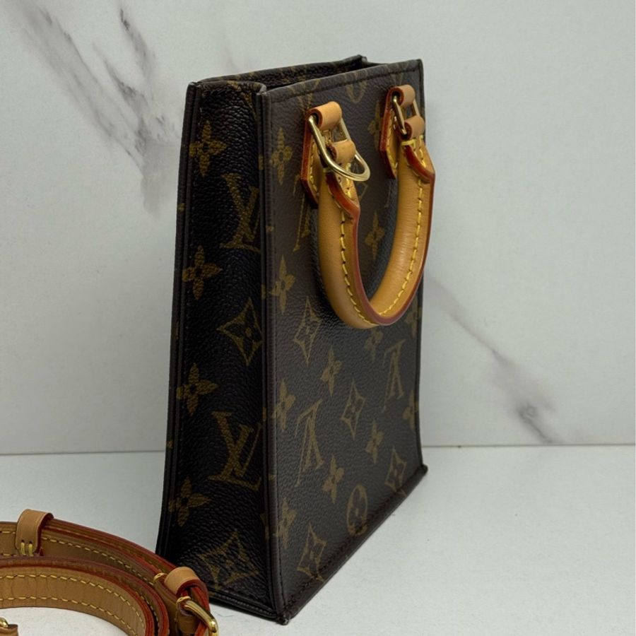 Lv 路易威登 琴譜mini芯片款 尺寸:14x17x5-2