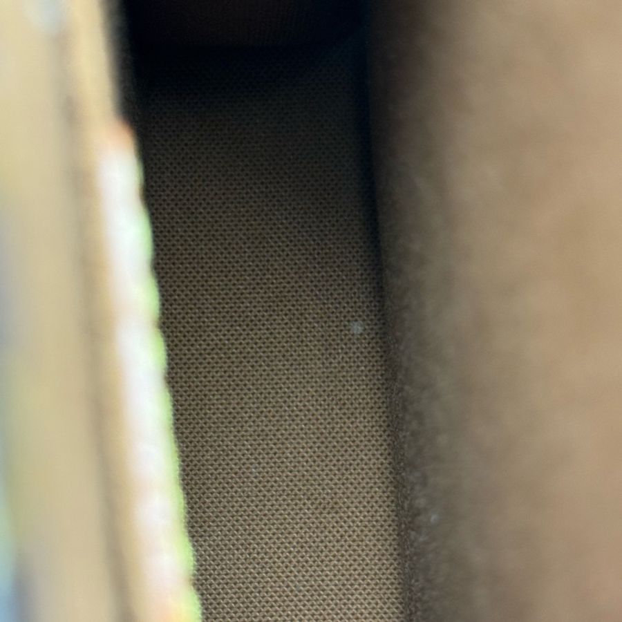 Lv 路易威登 琴譜mini芯片款 尺寸:14x17x5-7
