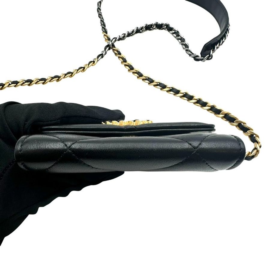 【美收精品】CHANEL 黑色19系列鍊條包 C-822【隔月月中將轉賣至日本 上架期限30天】-5