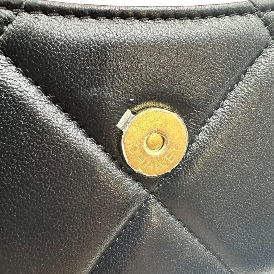【美收精品】CHANEL 黑色19系列鍊條包 C-822【隔月月中將轉賣至日本 上架期限30天】-12