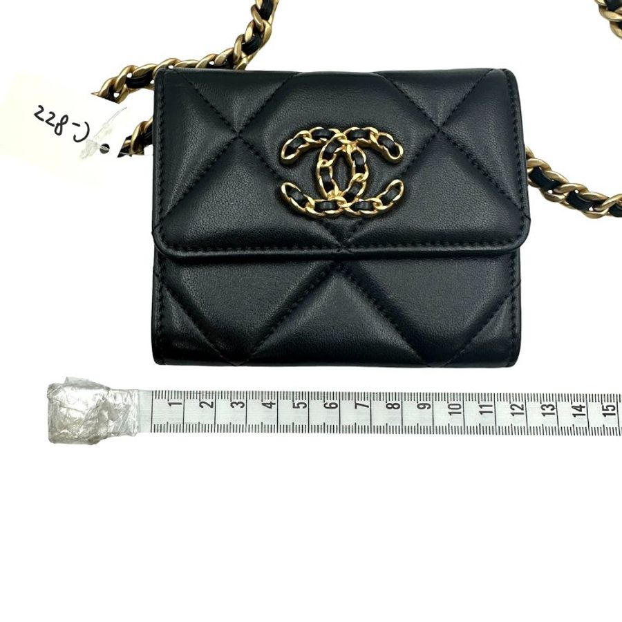 【美收精品】CHANEL 黑色19系列鍊條包 C-822【隔月月中將轉賣至日本 上架期限30天】-15