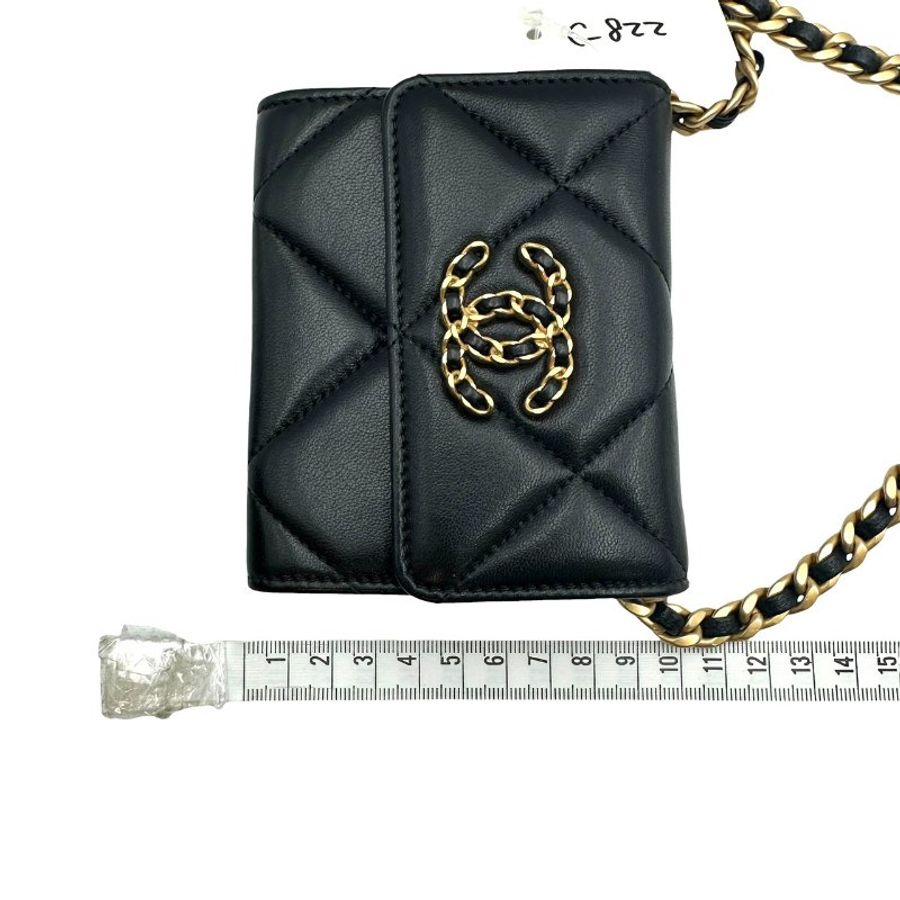 【美收精品】CHANEL 黑色19系列鍊條包 C-822【隔月月中將轉賣至日本 上架期限30天】-16