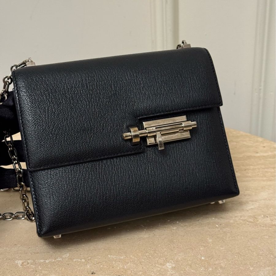 98新❤️ Hermes/愛馬仕 Verrou mini 黑色 銀扣 手槍包 山羊皮 A刻-1