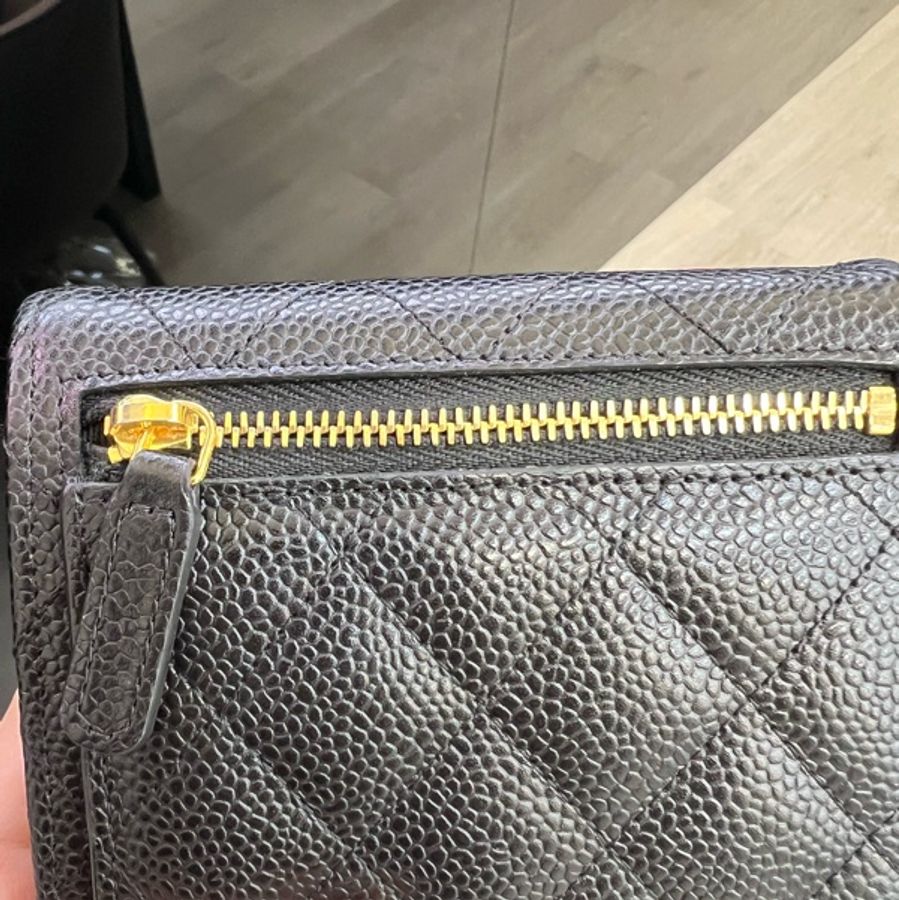 Chanel 經典CF荔枝牛皮短夾-11