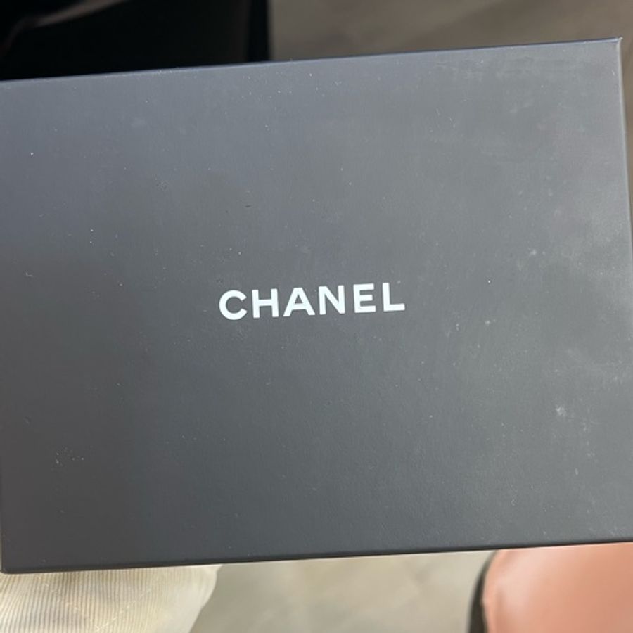 Chanel 經典CF荔枝牛皮短夾-12