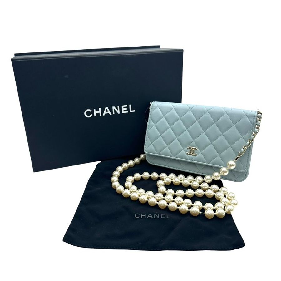 【美收精品】CHANEL 寶寶藍菱格紋珍珠鏈 WOC包 C-823【隔月月中將轉賣至日本 上架期限30天】-0