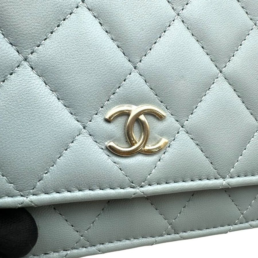 【美收精品】CHANEL 寶寶藍菱格紋珍珠鏈 WOC包 C-823【隔月月中將轉賣至日本 上架期限30天】-9